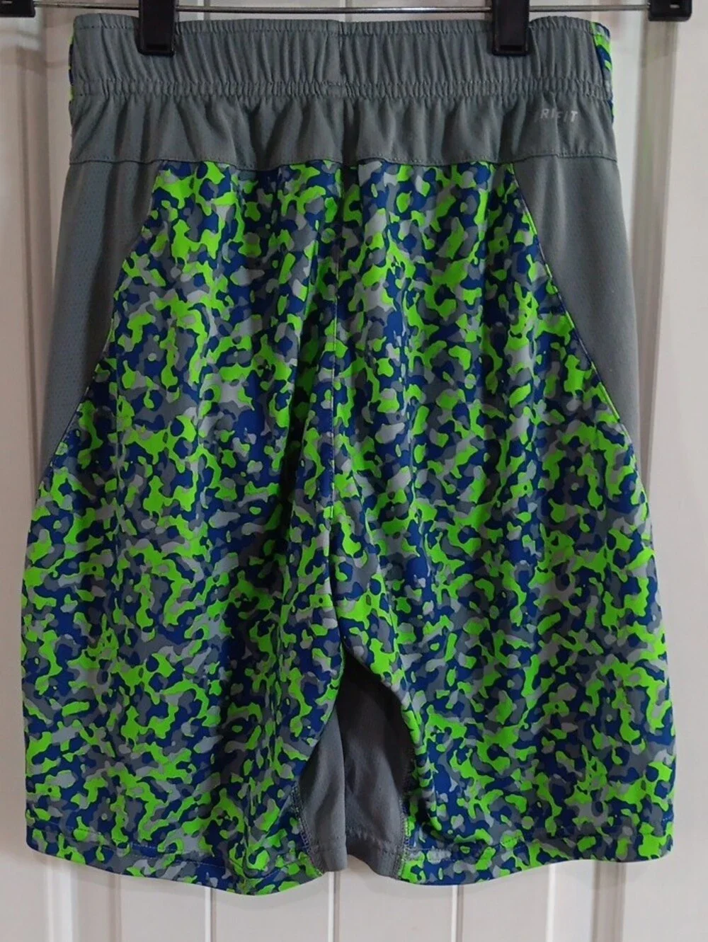 Nike Dri-FIT Youth Small Neon Green Blue Grey Camo Athletic Shorts S